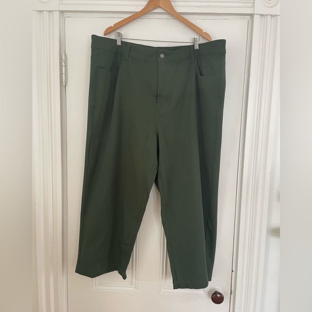 Universal Standard Twill Crop Pants - dark green - size 24